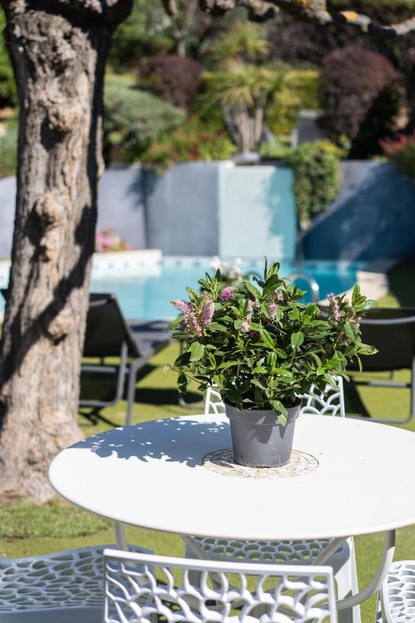 Logis Hotel La Feniere La Bouilladisse المظهر الخارجي الصورة