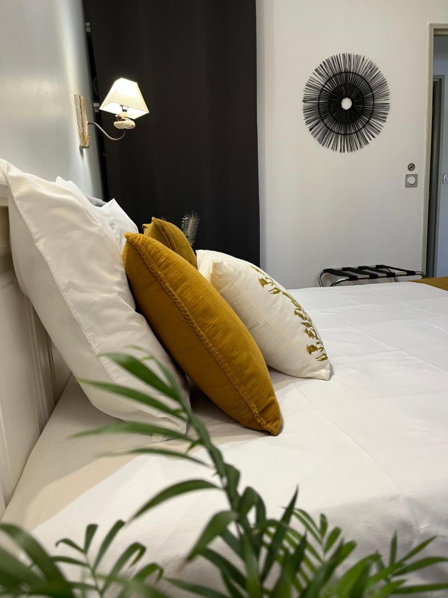 Logis Hotel La Feniere La Bouilladisse المظهر الخارجي الصورة